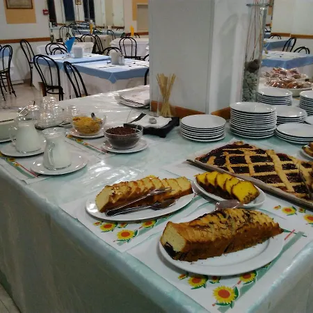 Caravan Otel Pesaro